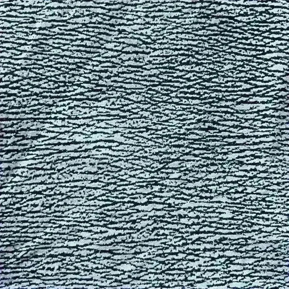 Lululemon tank top scallop texture size small - Picture 3 of 8